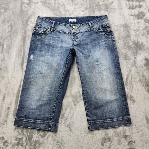 Vintage Maurices Jeans Womens 14 Blue Distressed Low Rise Capri Faded Casual - Picture 1 of 14